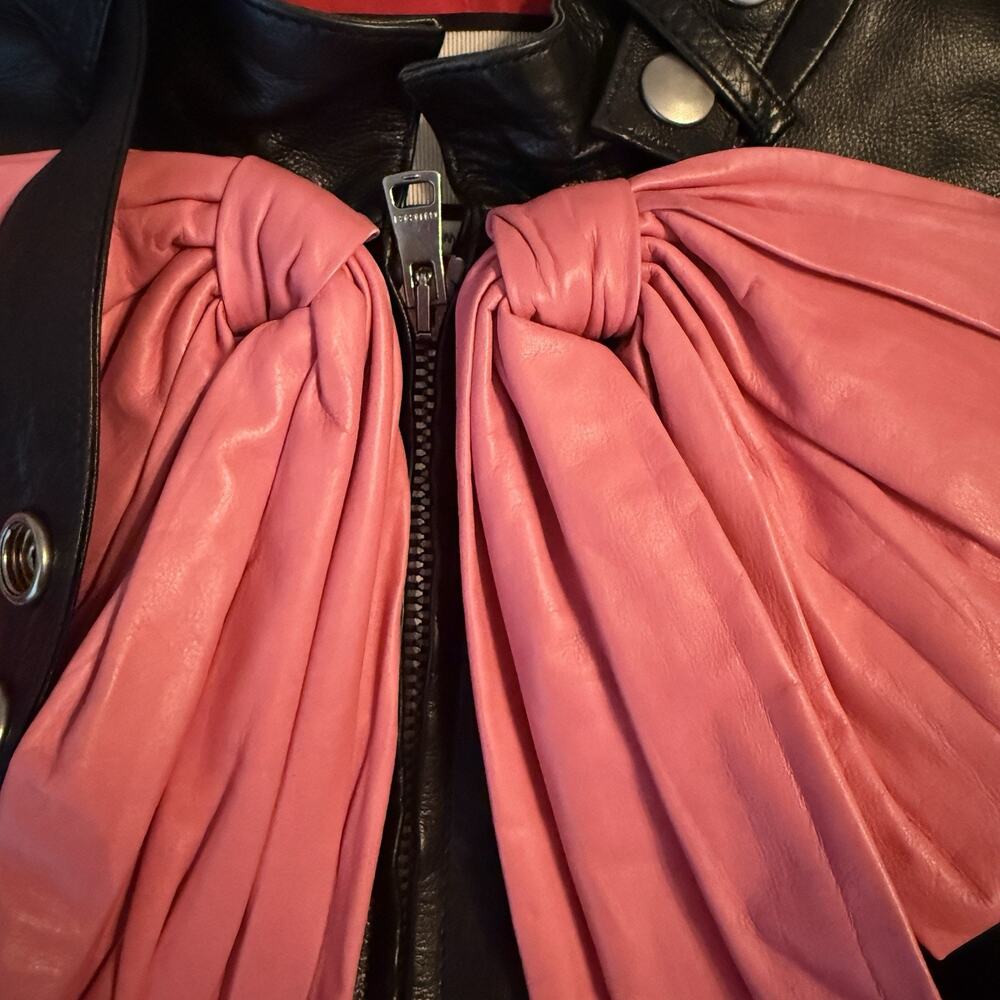 Gucci Black Leather Bomber Jacket Pink Bow Front Size 40 (4 US) - Picture 4 of 15